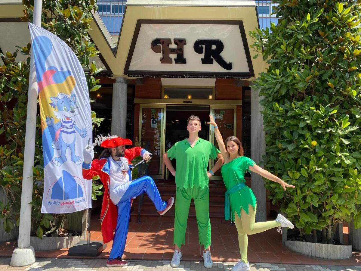 Hotel Rosalba - Valentini Family Village 벨레지아아지마리나 외부 사진